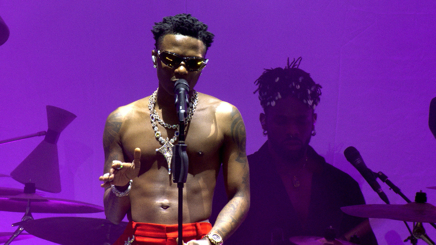 Capa de Wizkid: de Lagos para o mundo